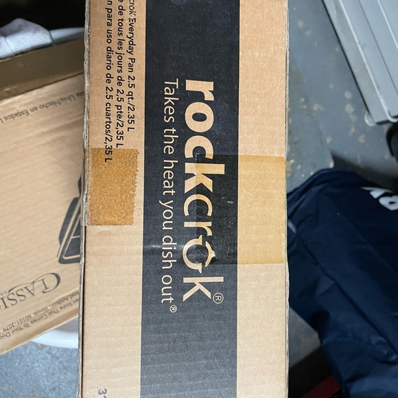 Pampered Chef Rockcrock 2.5q NEW - Picture 2 of 3